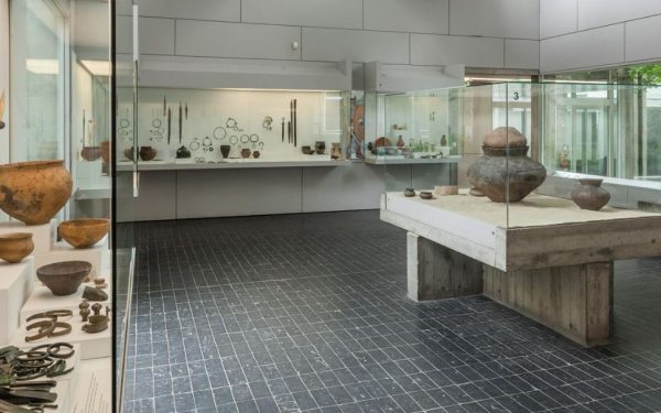 Visite du musée de la préhistoire  – 13/09/2024 – par les 6ème ORION et les 6ème SIRIUS